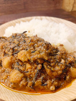 ひじ輝キーマカレー 調理例