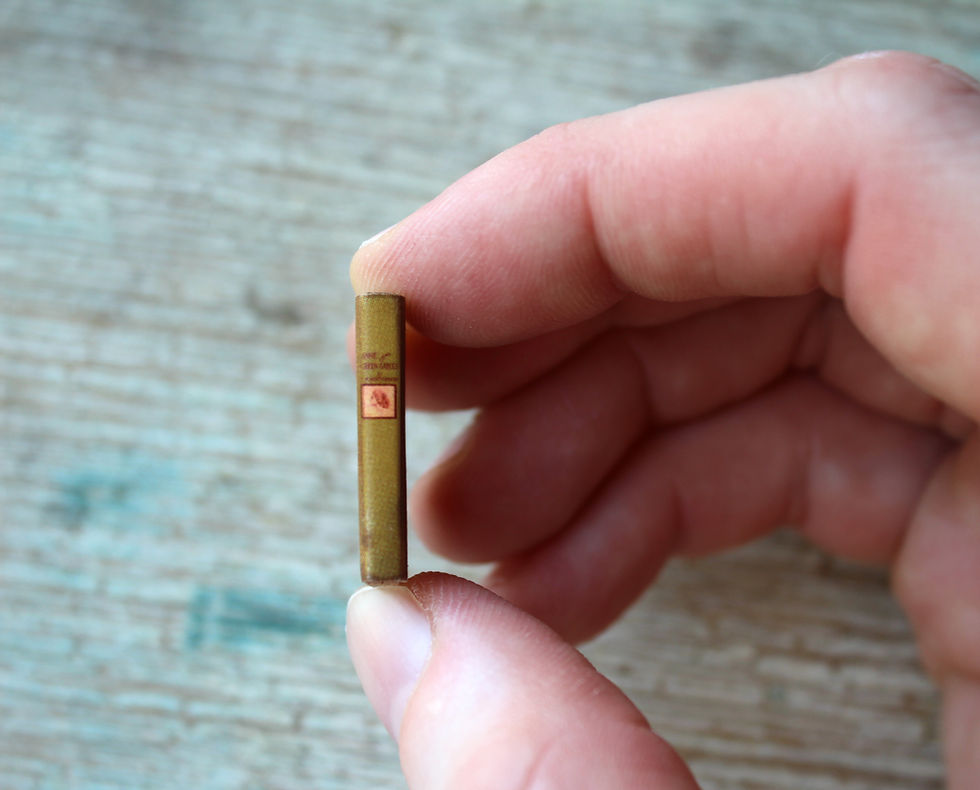 Thumbnail: Anne of Green Gables --- Miniature Book