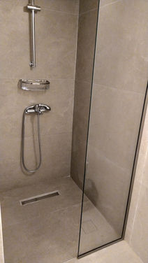 SUITE 2-13.jpg