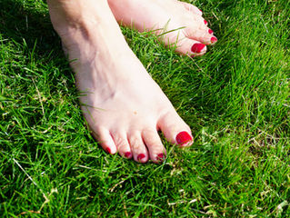 10 Things Your Feet Say About You