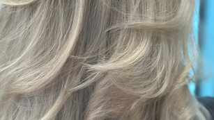 platnium blond layered cut