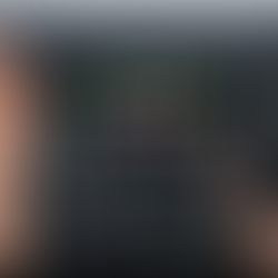 Por que a GM vai tirar Android Auto e Apple CarPlay dos carros elétricos?