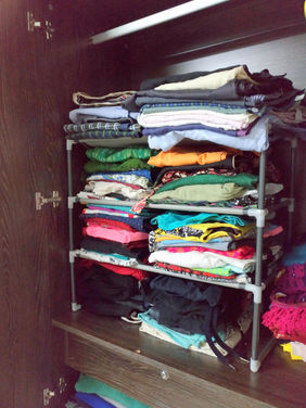 WARDROBE ORGANIZATION : TACKLING THAT PILE OF CLOTHES!!