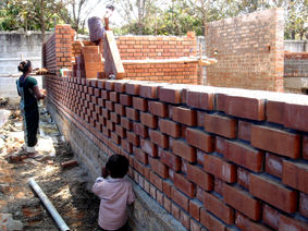 SOAKING BRICKS BEFORE CONSTRUCTION