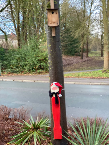 Weihnachtsmann wartet vergeblich auf Läuferschar