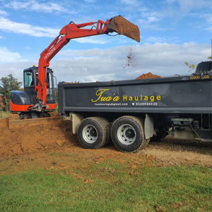 A small unit out the back