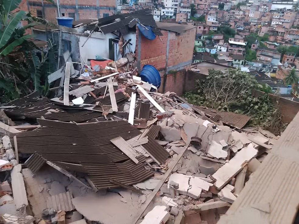 Defesa Civil atua em caso de desabamento de edificação em Pirajá