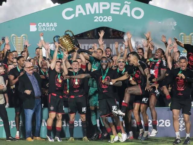 Vitória supera o Fortaleza e conquista a Copa do Nordeste e se isola com o Bahia como maior campeão