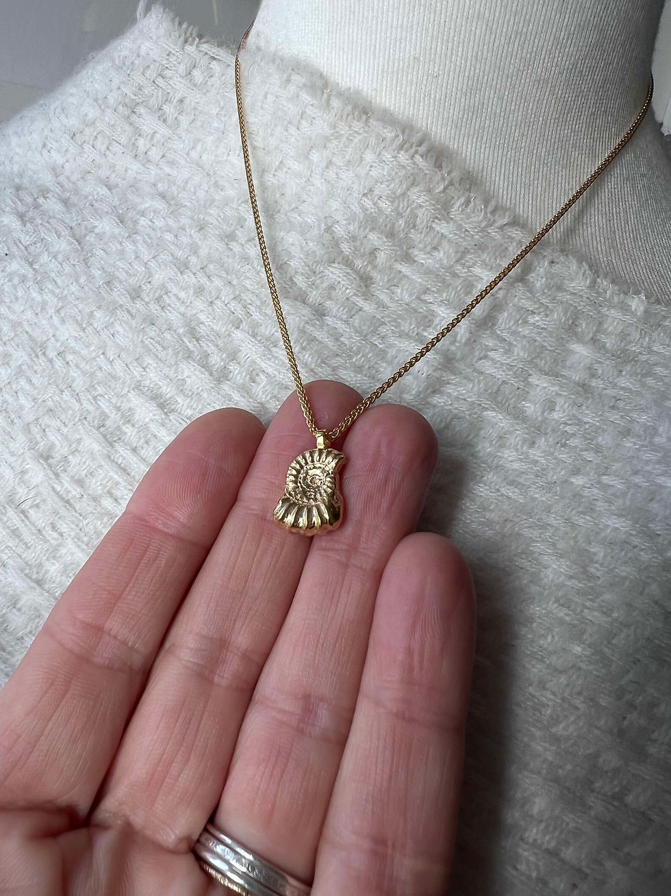 Thumbnail: Gold found fossil
