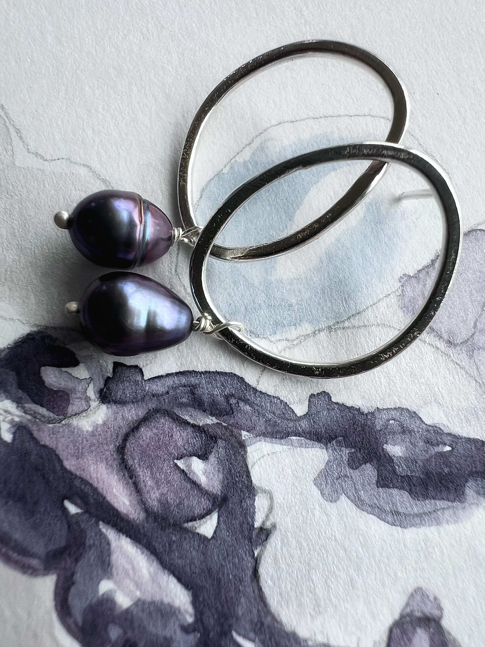 Thumbnail: Gentle Deep stud earrings