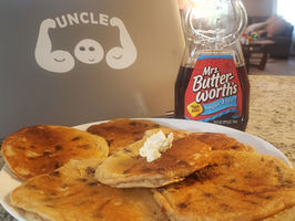 10-Minute Sugar-Free Chocolate Chip Pancakes in Only 10 Minutes!