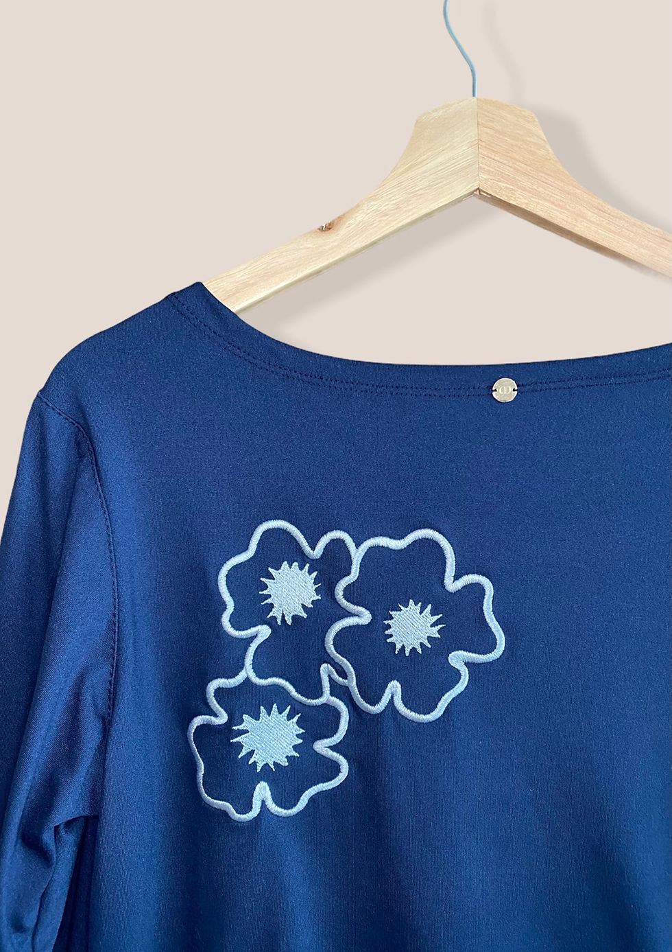 Thumbnail: Tokyo blue blouse