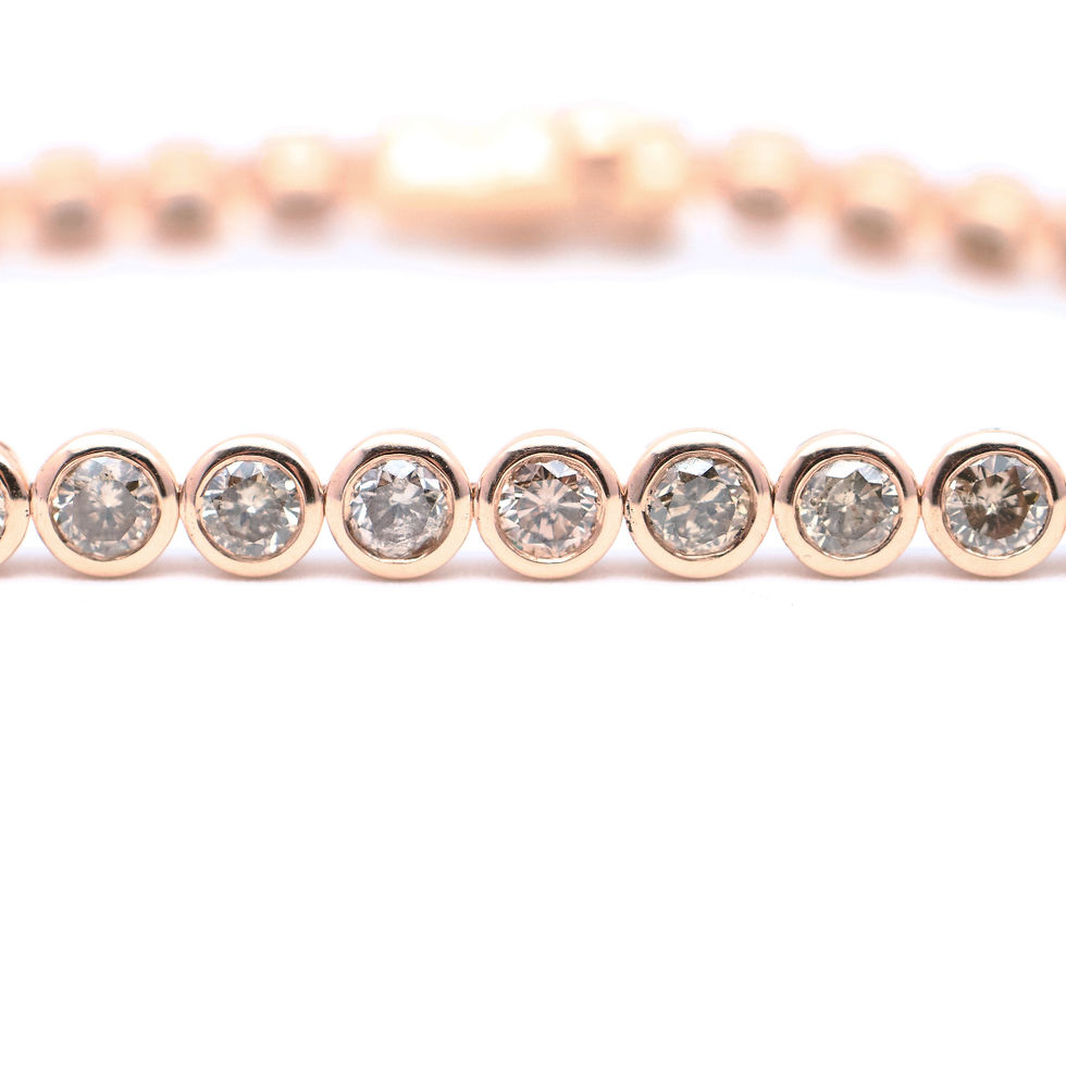 Thumbnail: Tennis bracelet with diamonds