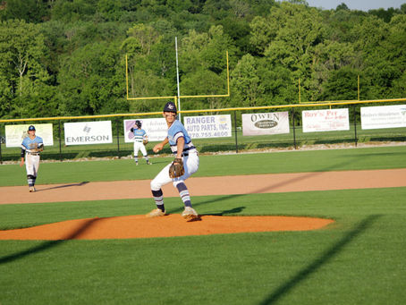 Cougars Win against Warren East