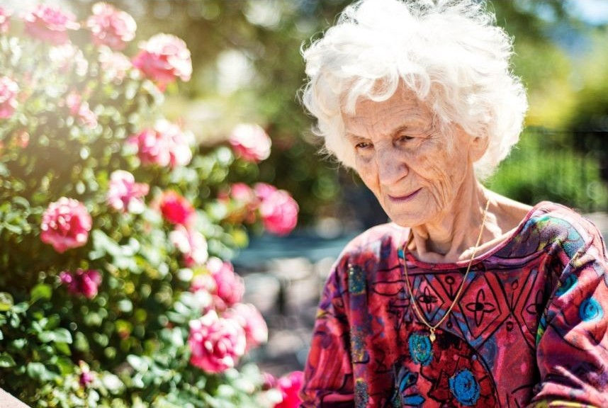 Top Mistakes Home Sellers Over 60 Make and How to Avoid Them