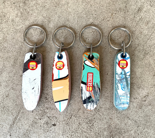 SKATEBOARD KEY CHAIN L | BURGERS TOKYO