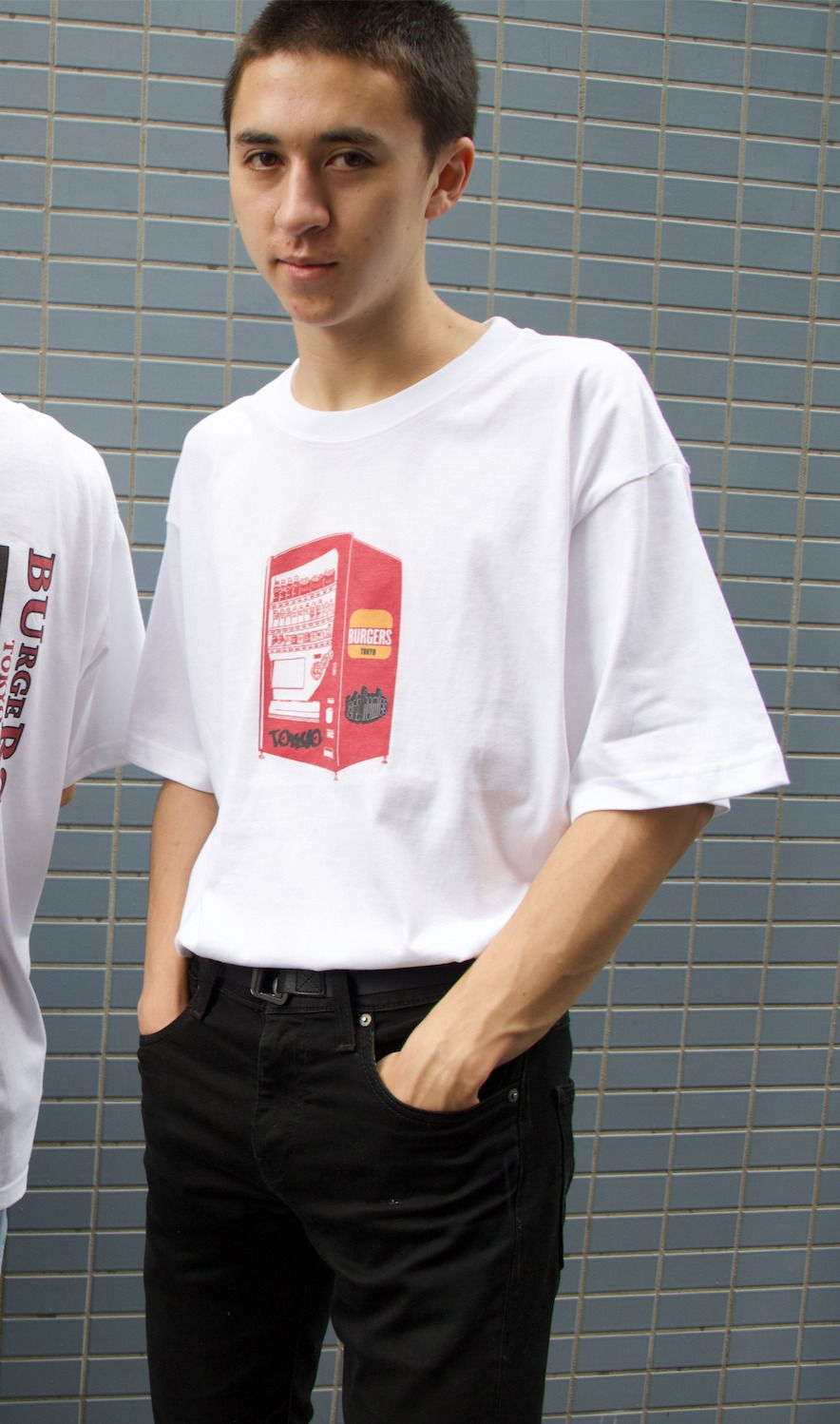 サムネイル： BURGERS × FERTZ VENDING MACHINE TEE