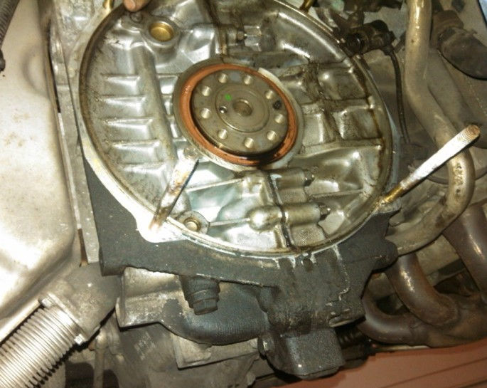 Porsche rear main seal leaks