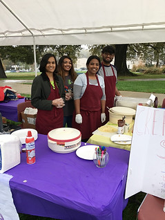 Christalis fundraising volunteers