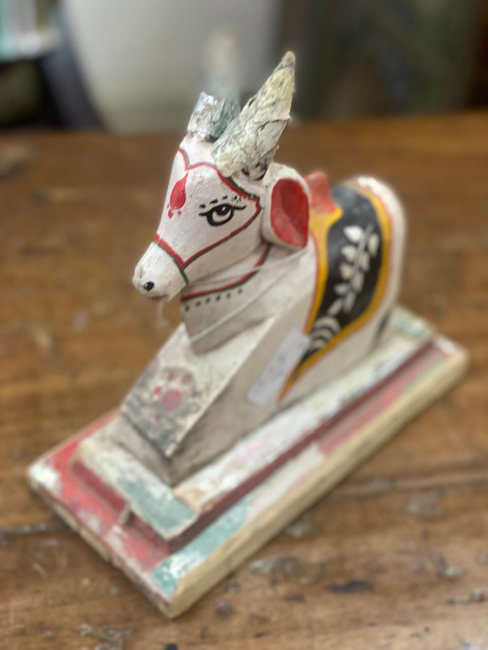 ASSORTED 4 SMALL "NANDI"