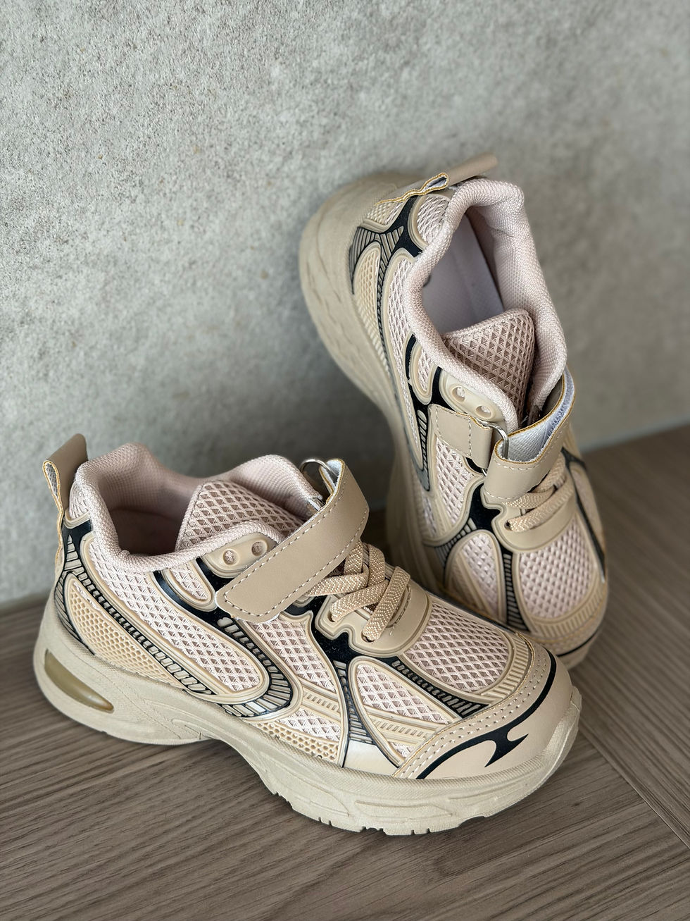 Miniatyrbilde: Mini AirFlex Sneakers – Beige