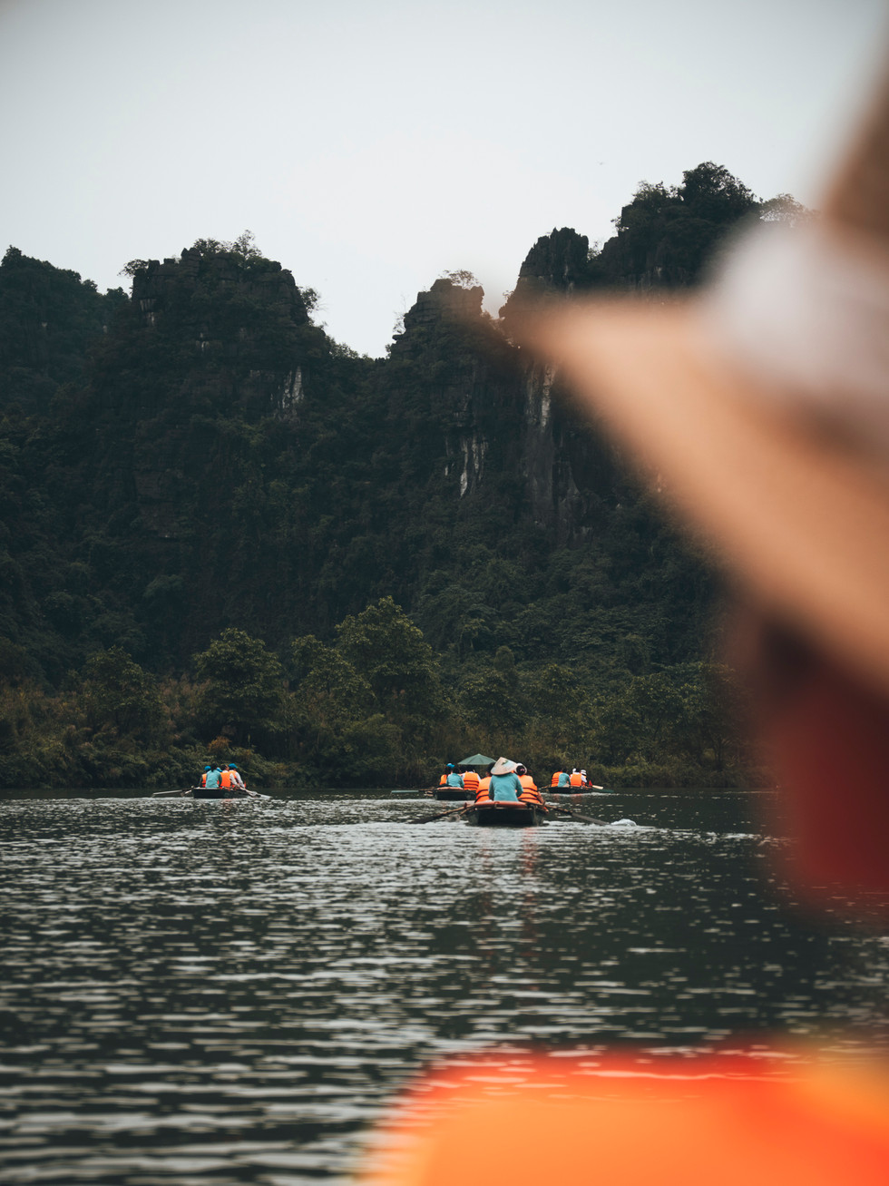 Bootstour auf dem Landschaftskomplex Trang An mit dem Anbieter Trang An Tours, Ninh Binh, Vietnam