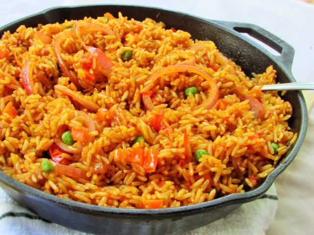 jollof rice, nigerian jollof, ghanain jollof, senegalese jollof, how to make nigerian jollof , jollof wars