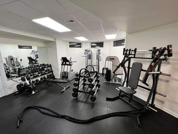 How to save money while building a home gym setup?	