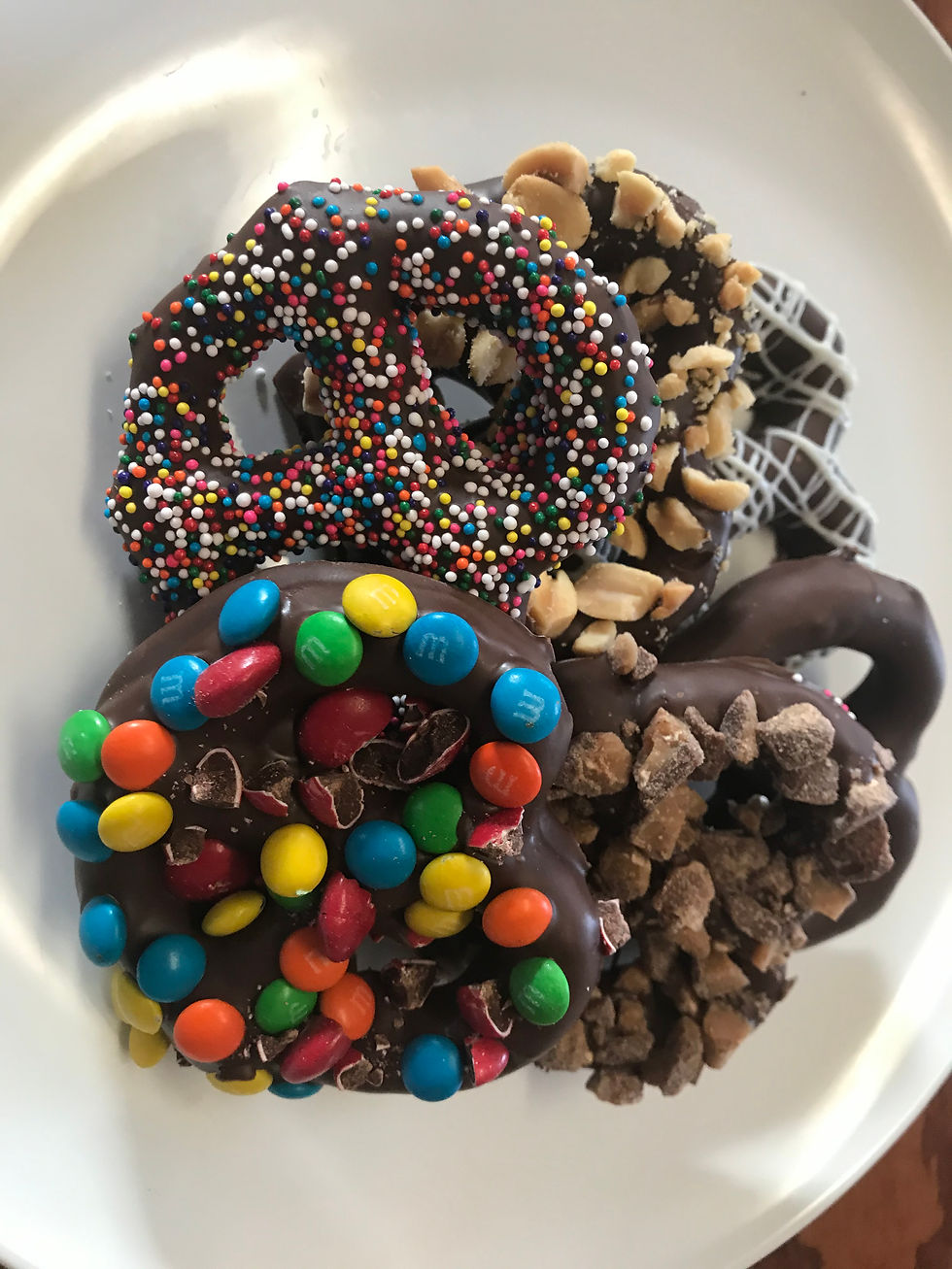 Thumbnail: Candied Pretzel Platter- Medium