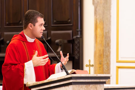 19/11 | 12h15 Santa Missa - com Pe. José Gabriel