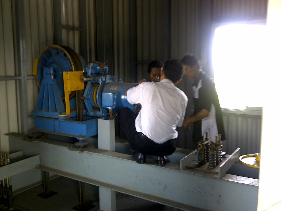 Elevator+Repair+-+Motor,+Brake,+Sling+Repair+1.jpg