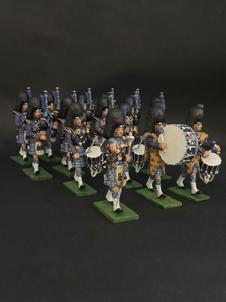Thumbnail: LMS82 RAF Pipes and Drums 16 Piece