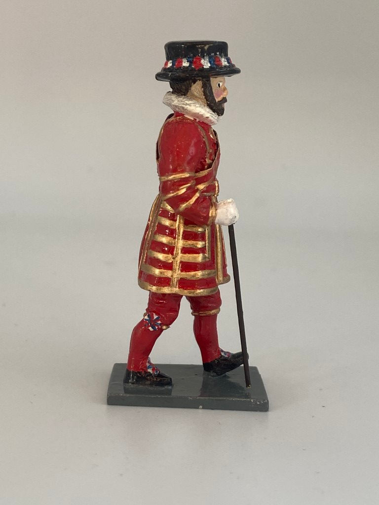 Thumbnail: Fig310 Yeoman Warder Officer