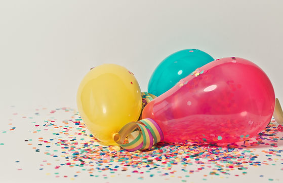 yellow-pink-and-blue-party-balloons-796606.jpg