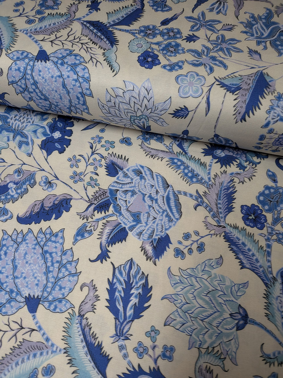 Thumbnail: Dutch Heritage DHER5000 China Blue 100% Cotton Fabric