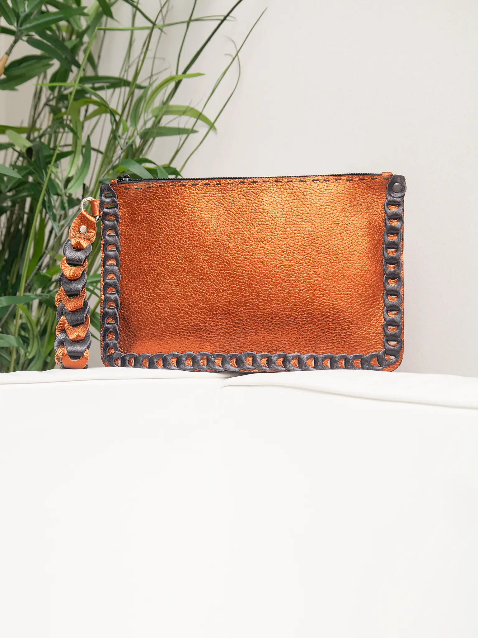 leather hand sewn pochette made in italy