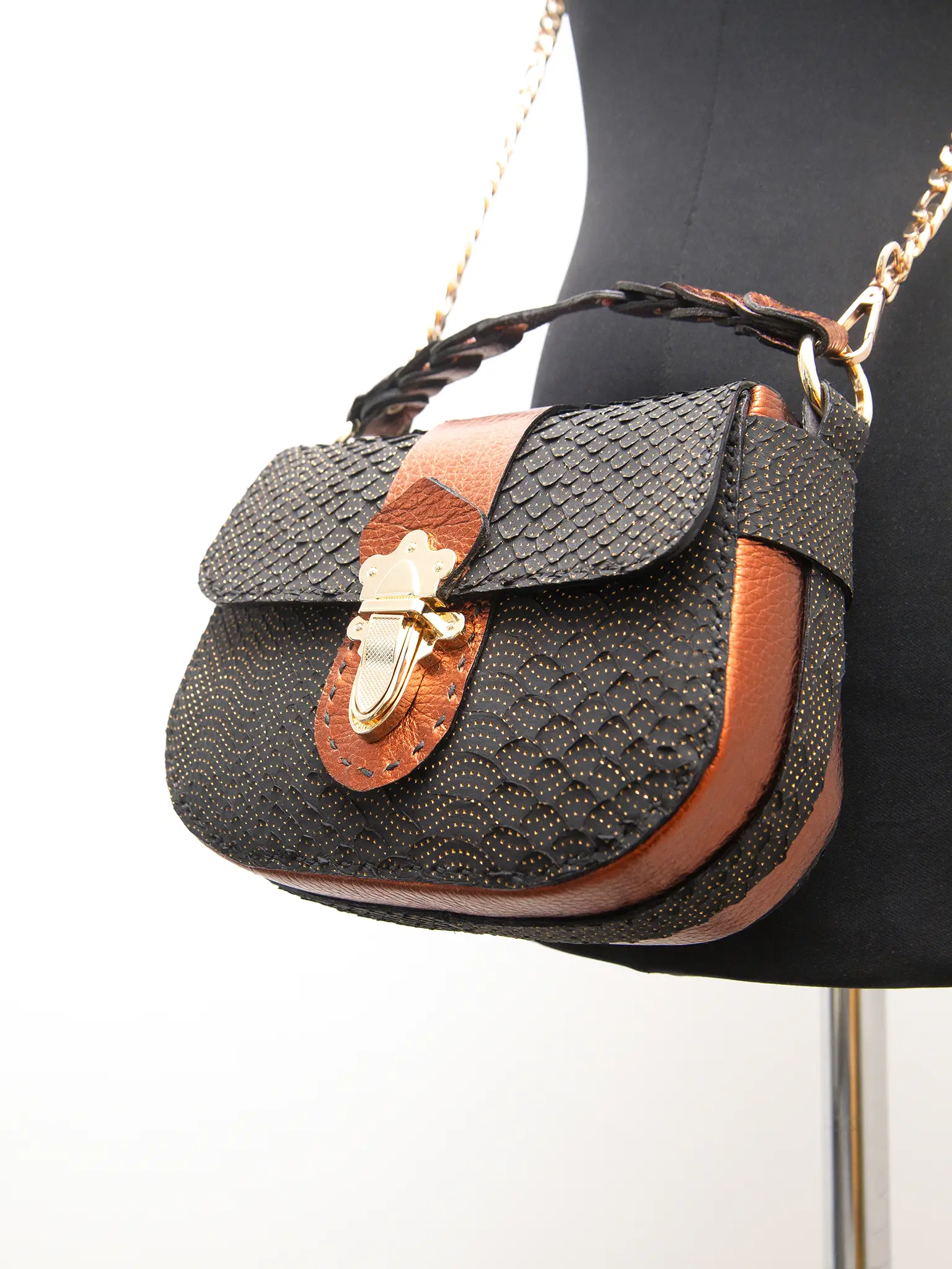 leather hand sewn crossbody bag made in italy