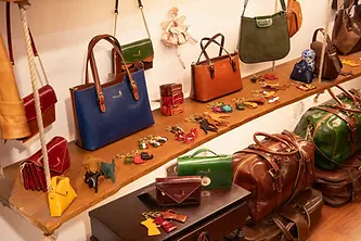 authentic leather store in florence - FLORENCIA.webp