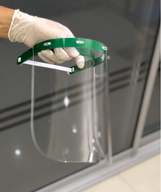 Miniatura: Caretas en acrílico