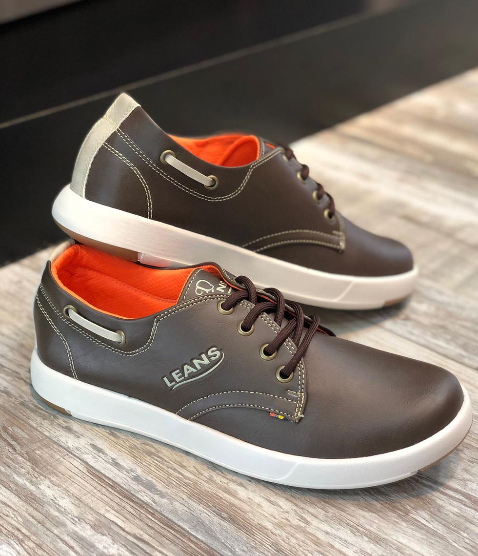 Miniatura: tenis casual