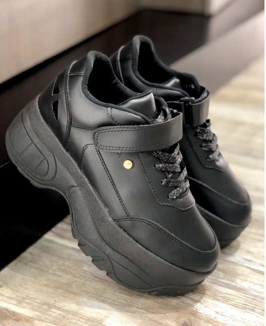 Miniatura: Bolichero Karol G