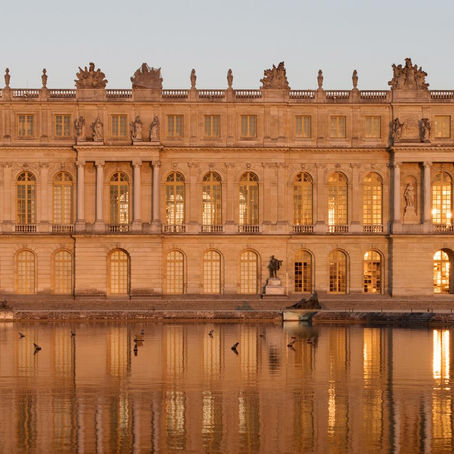 DAZZLED BY THE GRANDEUR OF VERSAILLES