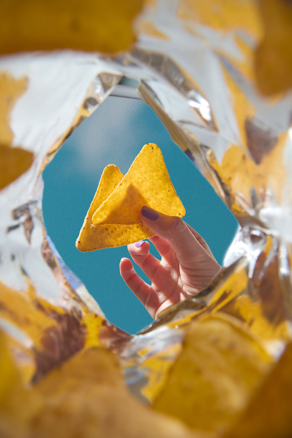 1504_BRANDON_REWIND_CASE STUDY_BONUS SHOT Bag+hand.jpg