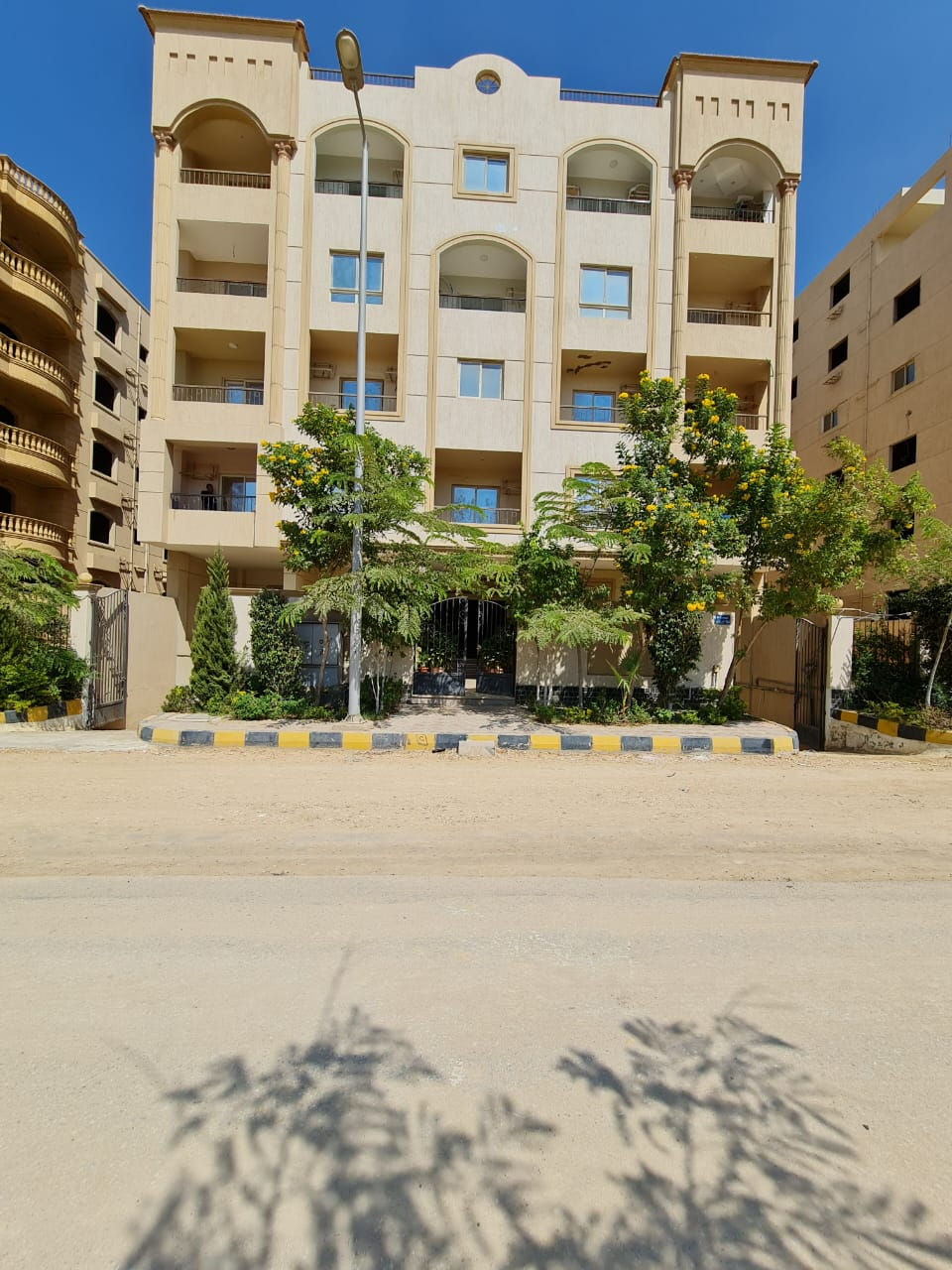 شقة ٣ غرف إعادة بيع باللوتس الجنوبي التجمع الخامس