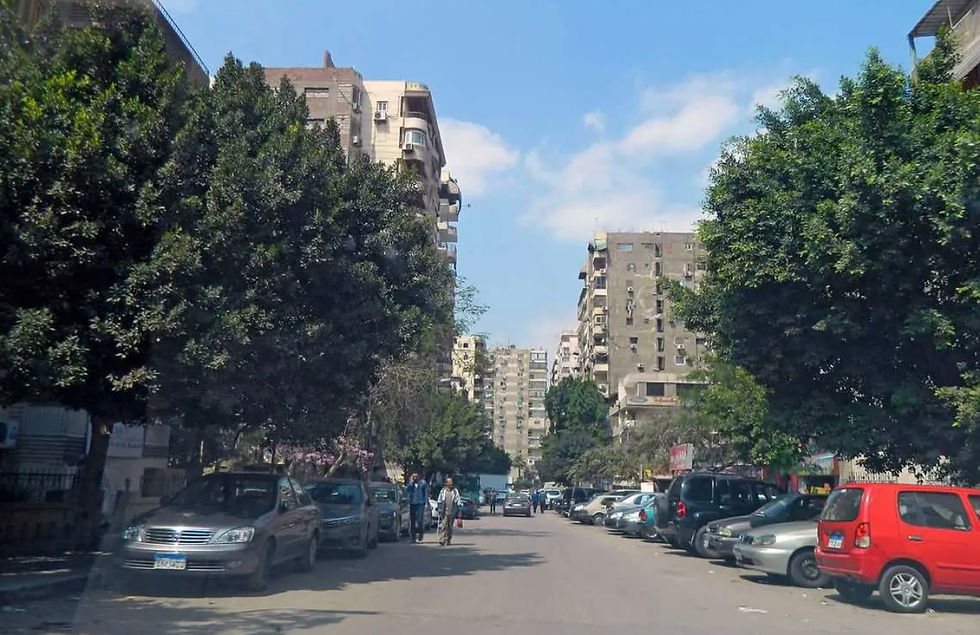 شقة ٣ غرف إعادة بيع بالمنطقة الأولي بمدينة نصر