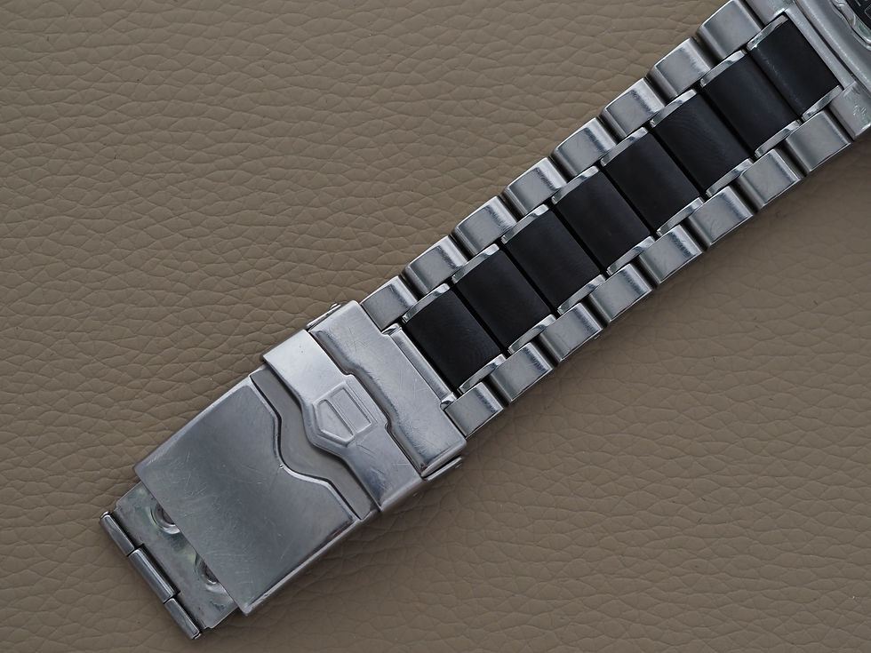 Thumbnail: TAG Heuer Formula 1 CAU2010 Grey and Black Dial 44mm