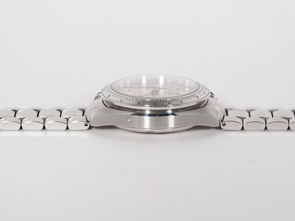 Miniature : OMEGA 323.10.40.40.02.001 Speedmaster Date 40mm Silver Dial