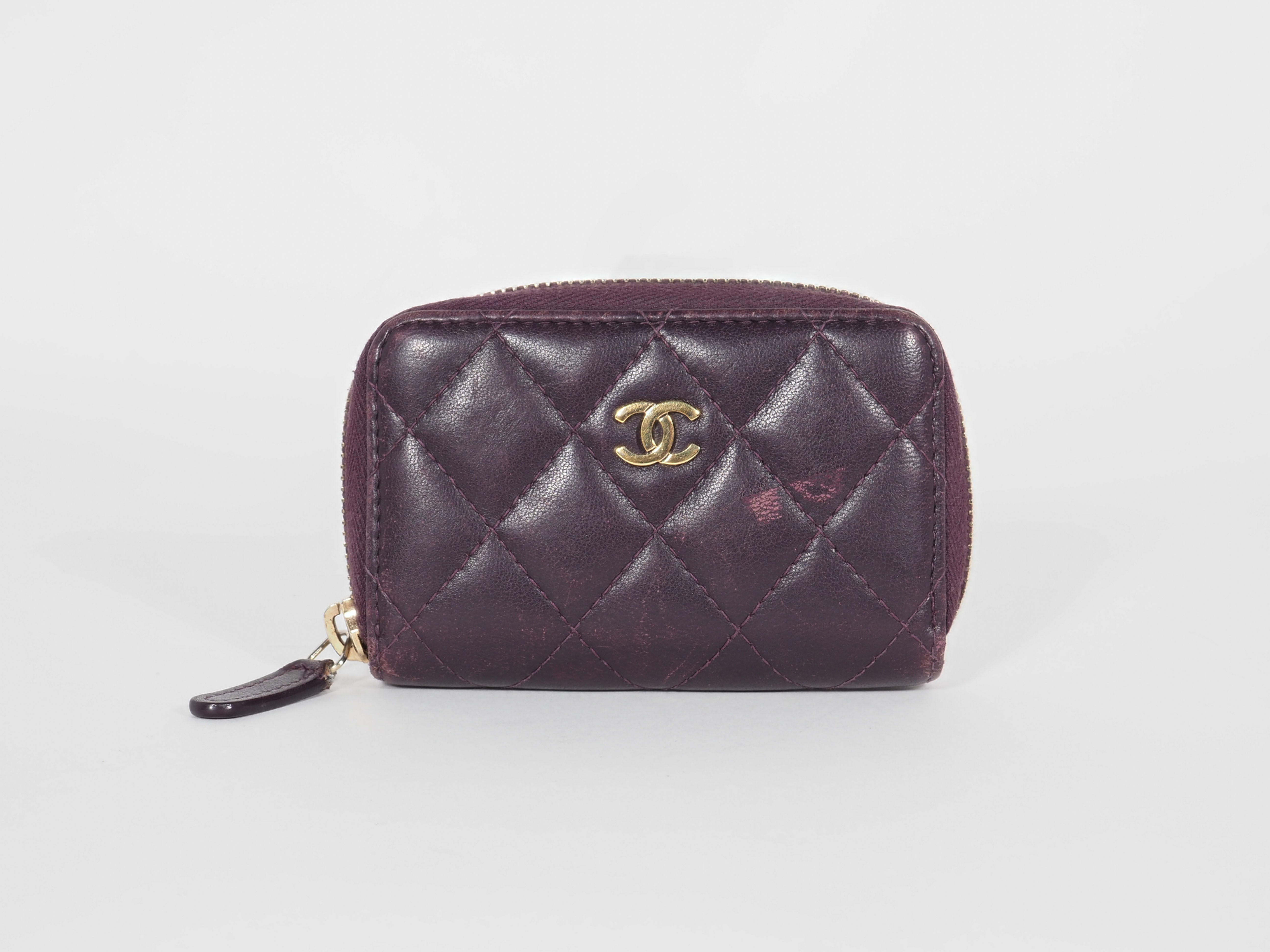 Chanel Quilted Caviar Leather Coin Purse in Aubergine with Zip Closure