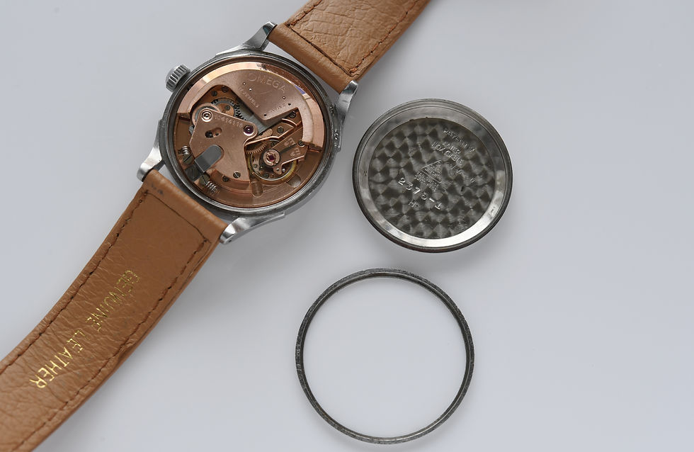 Thumbnail: Omega 2375-1 1944 Two Tone Dial Bumper Automatic Serviced