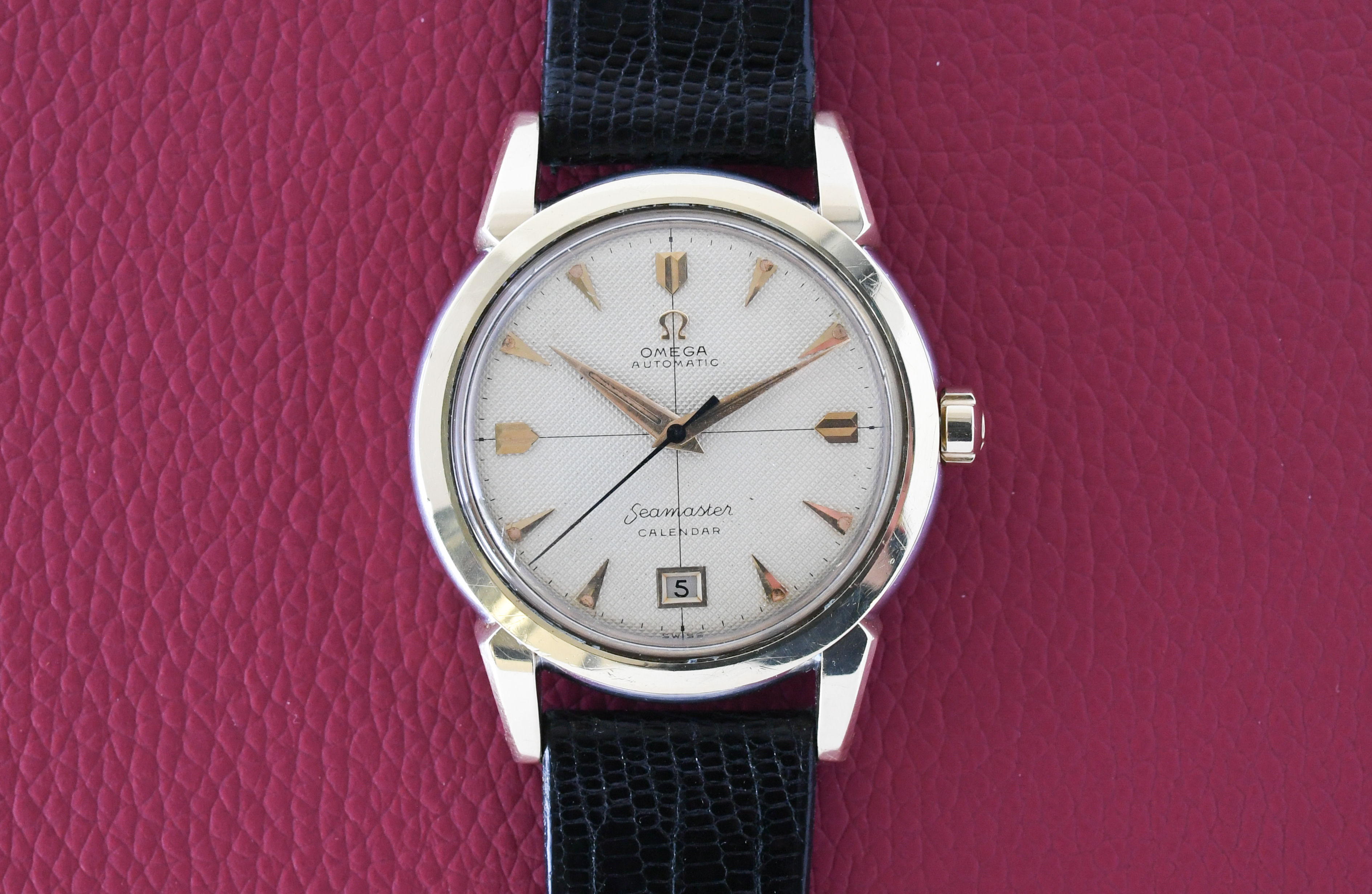 Omega Seamaster Honeycomb Calendar Cream Dial 2627-6SC Gold Top